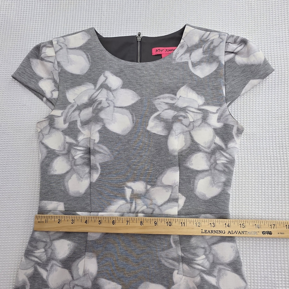 Vintage Betsey Johnson Floral Sheath Dress Women’s 2 Gray White Lined Y2K - Picture 10 of 13
